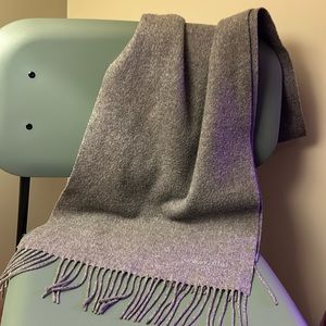 Armani Collezioni 100% Wool Unisex Scarf - Made in Italy